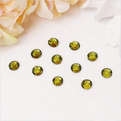 SS16-9 Olivine 올리빈 4mm 약200개입 핫픽스