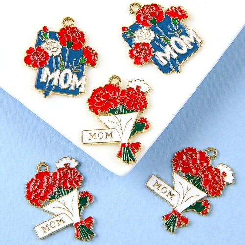 MOM 카네이션 꽃다발 펜던트 참 장식 10개입